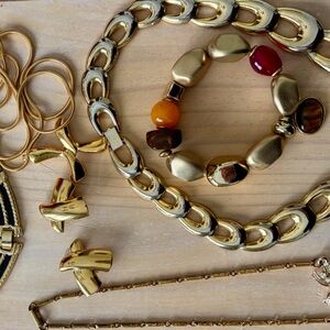 Chic Gold and Brown Necklace Set